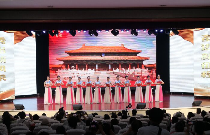 民權縣人民文化館組織參加2024年“奮進新征程 秀出新風采”商丘市首屆銀發(fā)藝術模特大賽