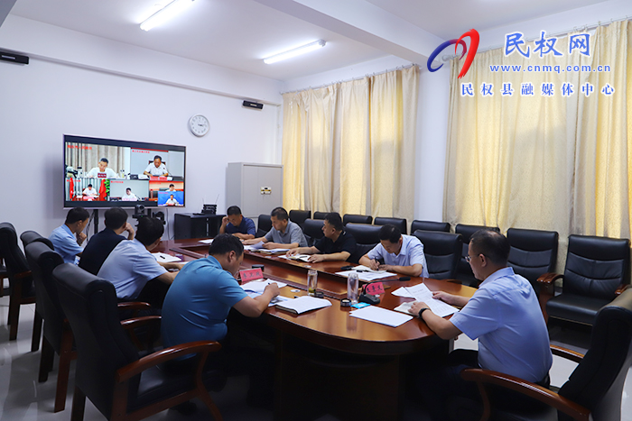 我縣組織收聽(tīng)收看市政府常務(wù)會(huì)議