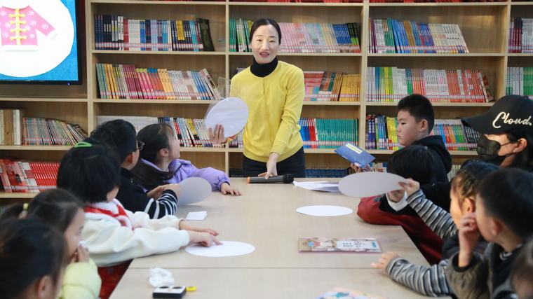 民權(quán)縣圖書館舉辦2024年第十八期“愛(ài)到最美是陪伴”親子閱讀活動(dòng)（總第51期）