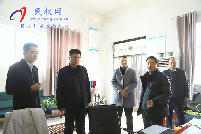 縣委常委、宣傳部長楊晗到縣融媒體中心調研