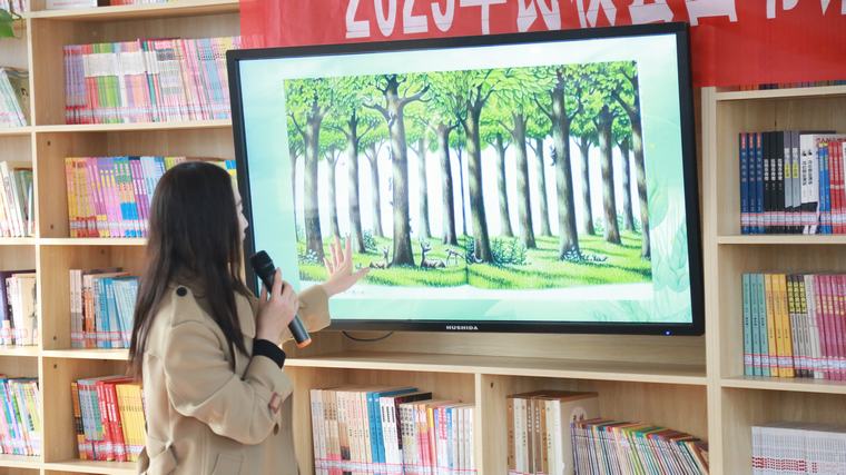民權(quán)縣圖書館開展“書香潤新綠 閱讀植未來”植樹節(jié)主題活動