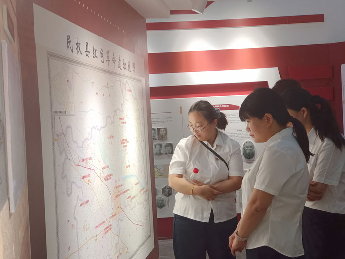 縣疾控中心組織開展“學(xué)規(guī)定、思踐悟、強(qiáng)作風(fēng)、勇?lián)?dāng)”主題黨日活動(dòng)