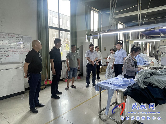 市人社局到我縣開展“學(xué)查改·以企觀政服務(wù)企業(yè)大走訪”活動(dòng)